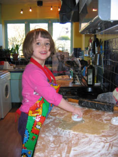 Stringbean making mince pies